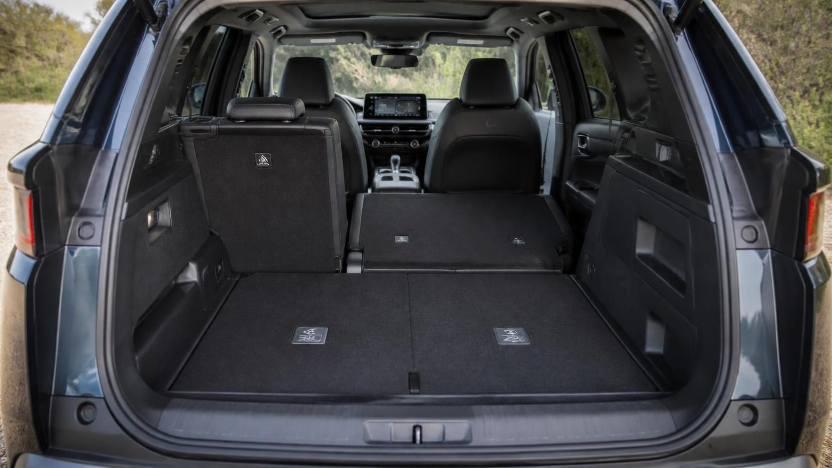 découvrez tout sur la capacité et le volume du coffre du peugeot 5008, son espace de chargement, et comment optimiser son utilisation pour vos besoins quotidiens.