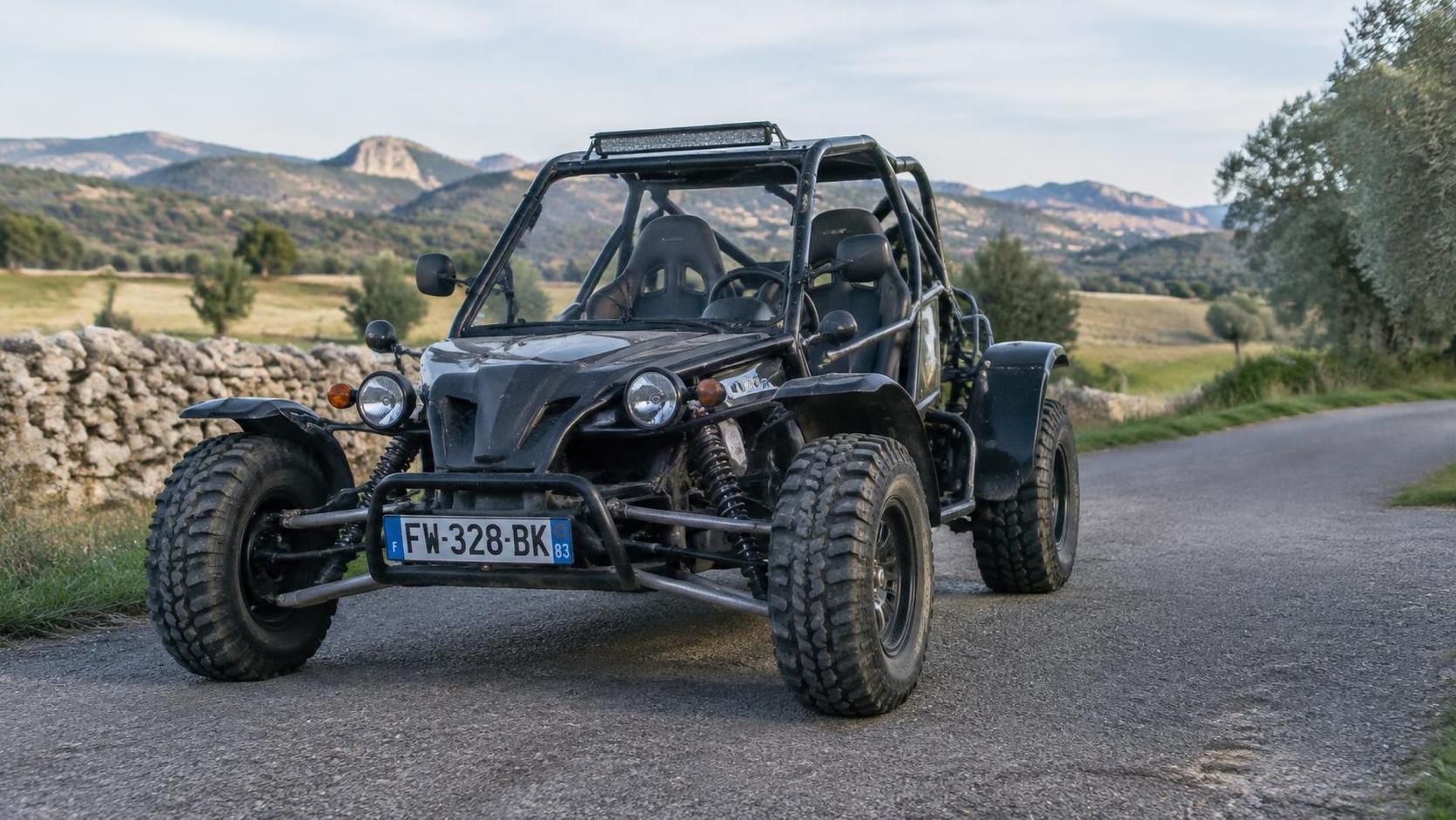 découvrez les règles d’homologation des buggys, les modèles disponibles et leurs avantages pour choisir un véhicule adapté à la route et à vos besoins.